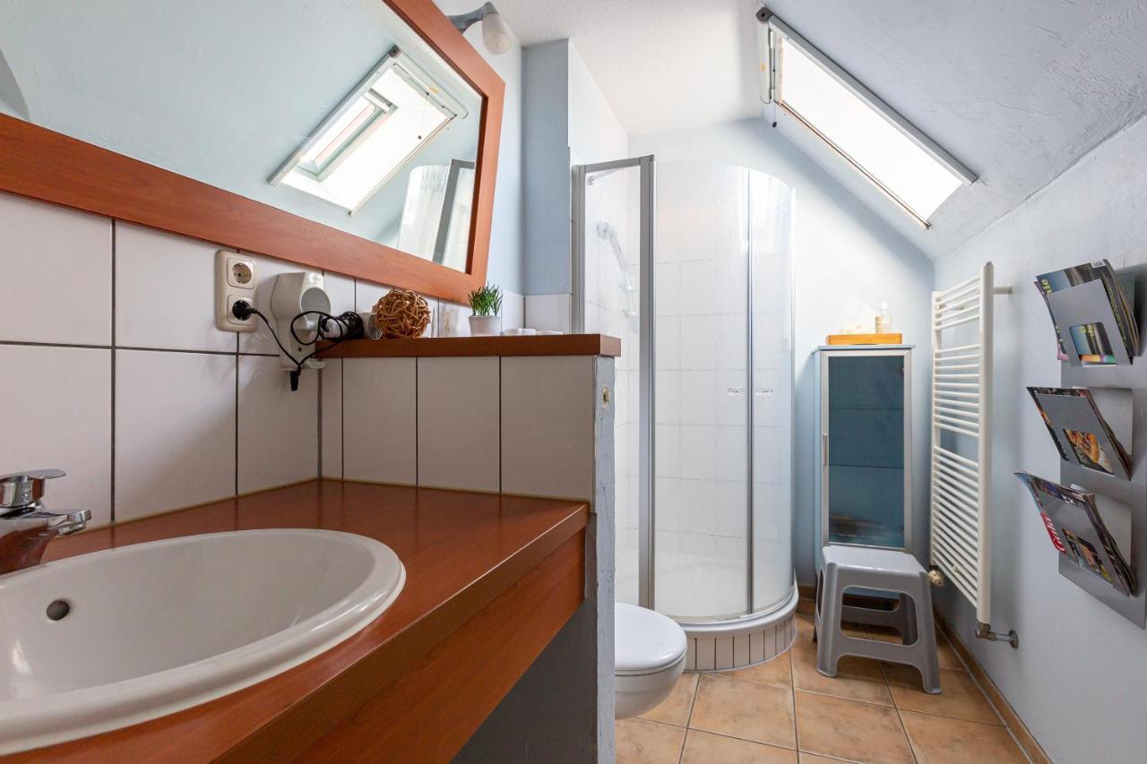 Strandhaus Wustrow - Wohnung 3 Bagian luar foto